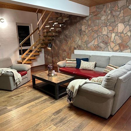Villa Haskova With 3 Bedrooms Μπάνσκα Μπίστριτσα Εξωτερικό φωτογραφία