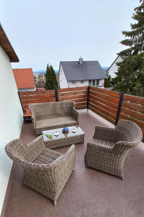 Villa Haskova With 3 Bedrooms Μπάνσκα Μπίστριτσα Εξωτερικό φωτογραφία